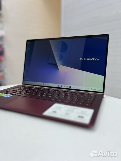 Ноутбук Asus UX333F i5-8265U MX150 512 SSD