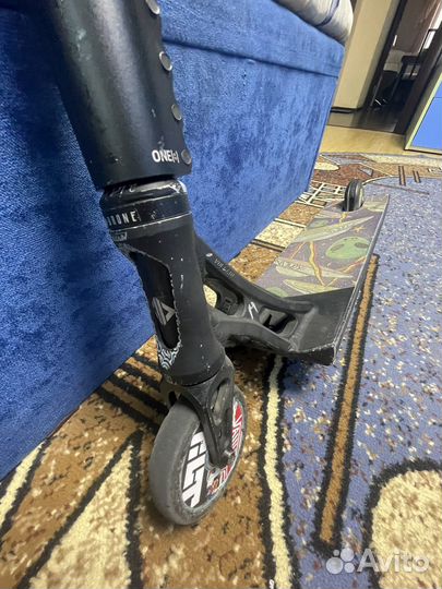 Трюковой самокат