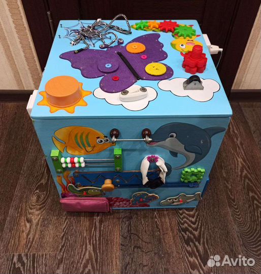 Бизикуб, бизиборд, залипалка