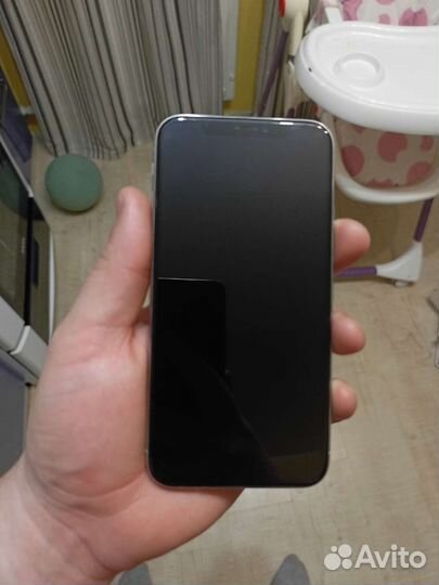 iPhone X, 64 ГБ
