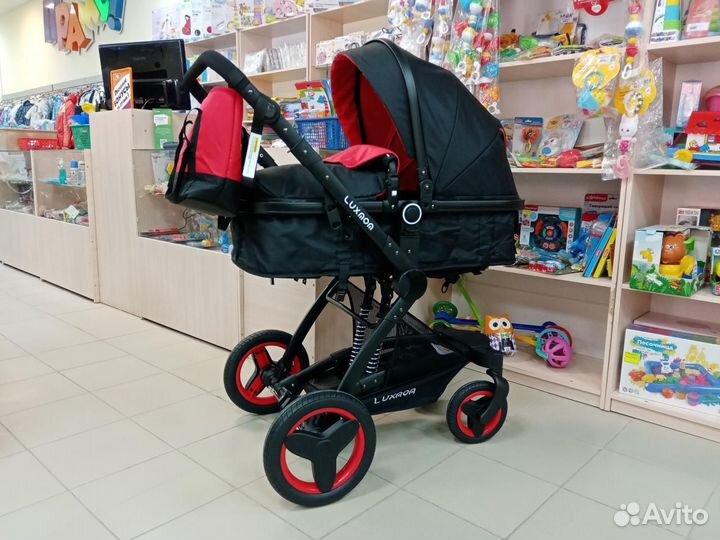 Коляска 3 в 1 Luxmom X6. /Новая