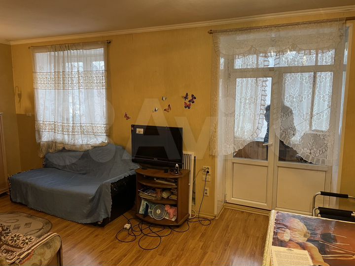 2-к. квартира, 56 м², 2/3 эт.