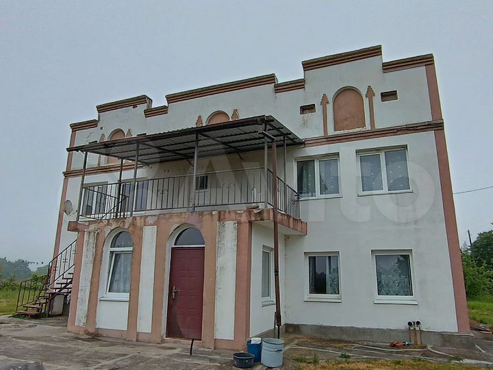 Дом 187 м² на участке 36 сот.