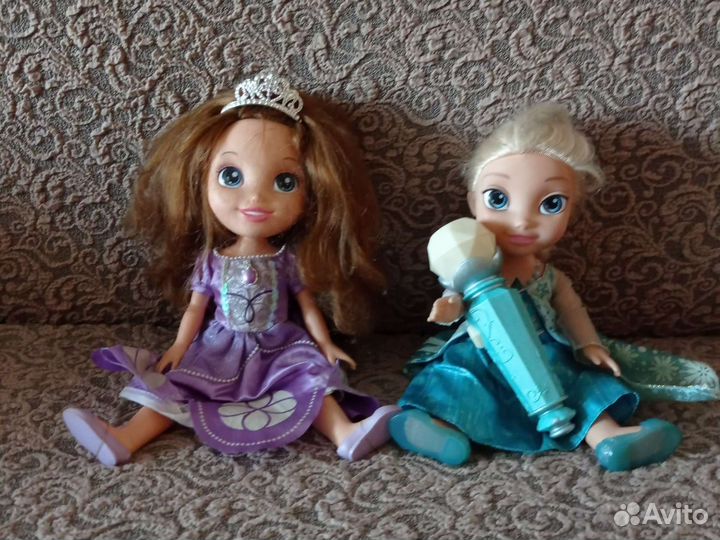 Кукла Эльза с микрофоном,София