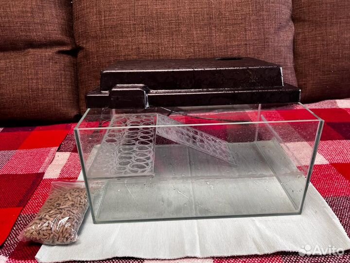 Аквариум террариум (черепашатник) крышка + лампа