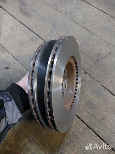 Передние Тормозные диски Volkswagen Passat B6