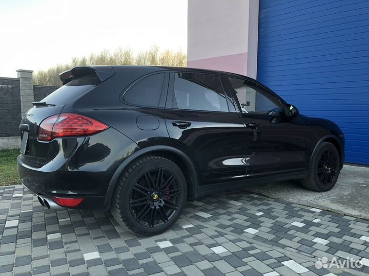 Porsche Cayenne Turbo 4.8 AT, 2010, 204 000 км