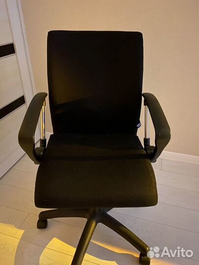 Компьютерное кресло
