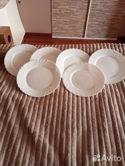 Тарелки