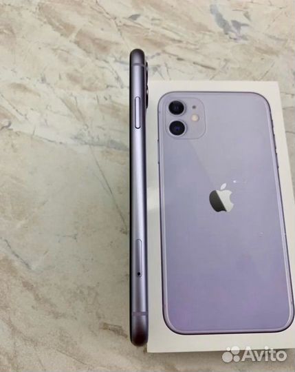 iPhone 11, 64 ГБ