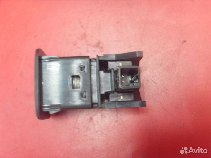 Выключатель 8610A080 Mitsubishi L200 (KK/KL) 2015)