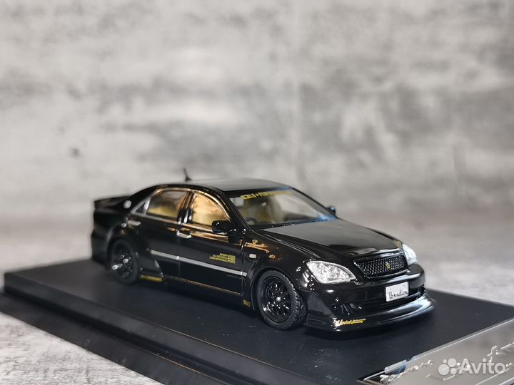 Toyota Crown Athlete s180 lbwk модель 1:64