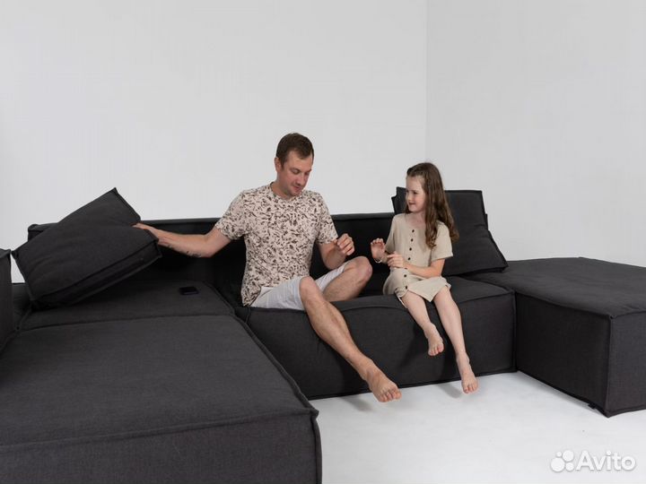 Диван со спальным местом 4400х1800 мм