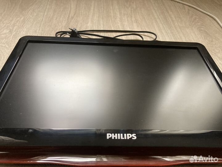 ЖК телевизор Phillips 19