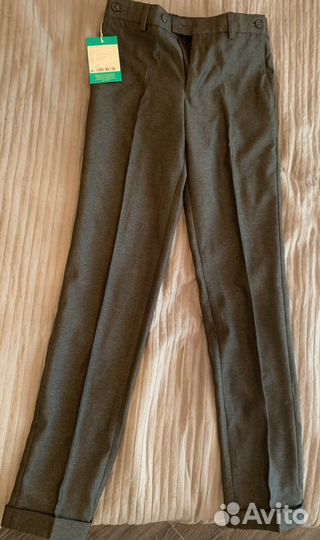 Новый школьный костюм