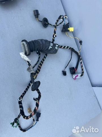 Проводка двери передняя левая Skoda Octavia