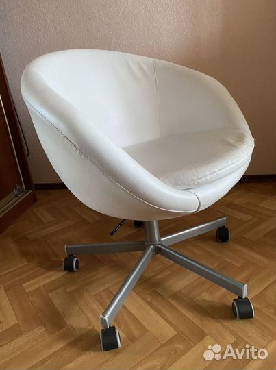 Офисное кожаное кресло 2 шт цена указана за 1 крес