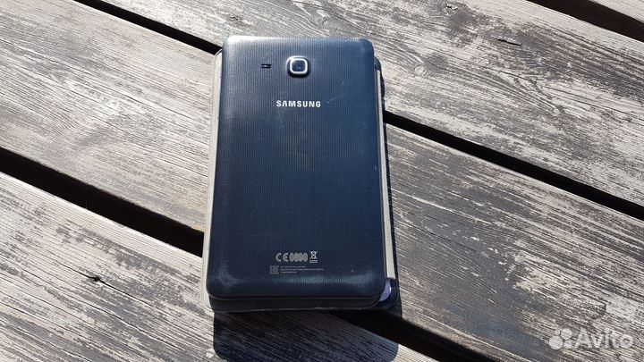 Планшет Samsung Galaxy Tab A 7.0 SM-T280 (2016)