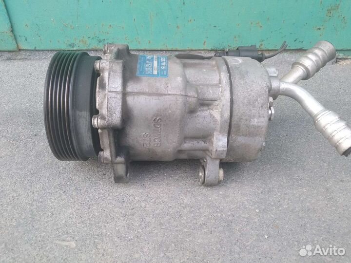 Компрессор кондиционера VAG разборка