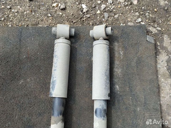 Задние амортизаторы renault fluence