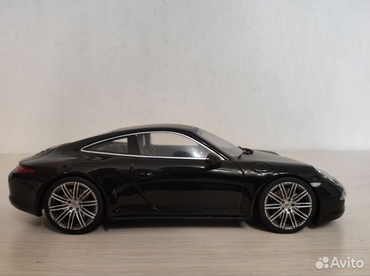 Porsche Gt spirit 1:18