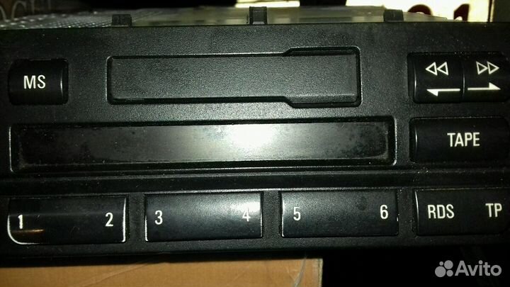 Штатная магнитола Renault