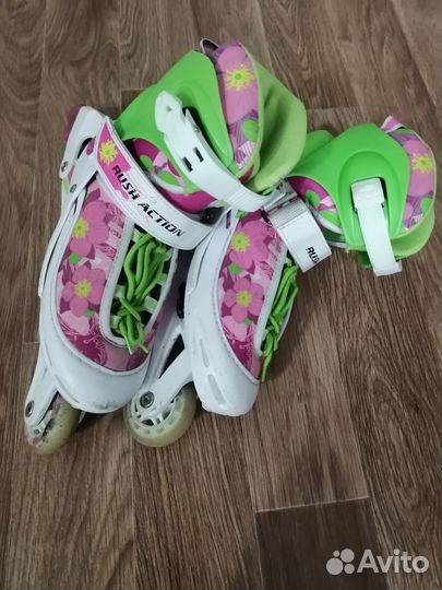Продам роликовые коньки для девочки