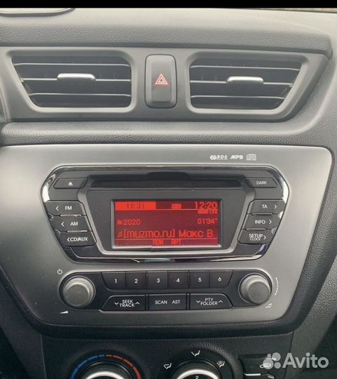 Штатная магнитола для Kia Rio