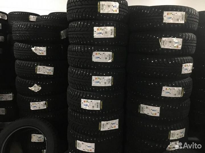 Westlake SW606 225/40 R18 92H