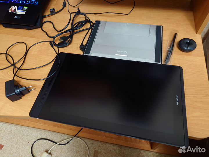 Графический монитор huion kamvas PRO 16 V2