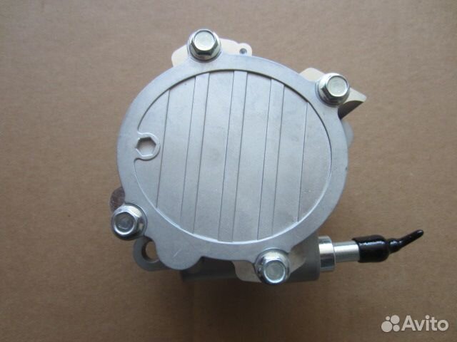 Насос вакуумный Mitsubishi Pajero Sport 2015-2022