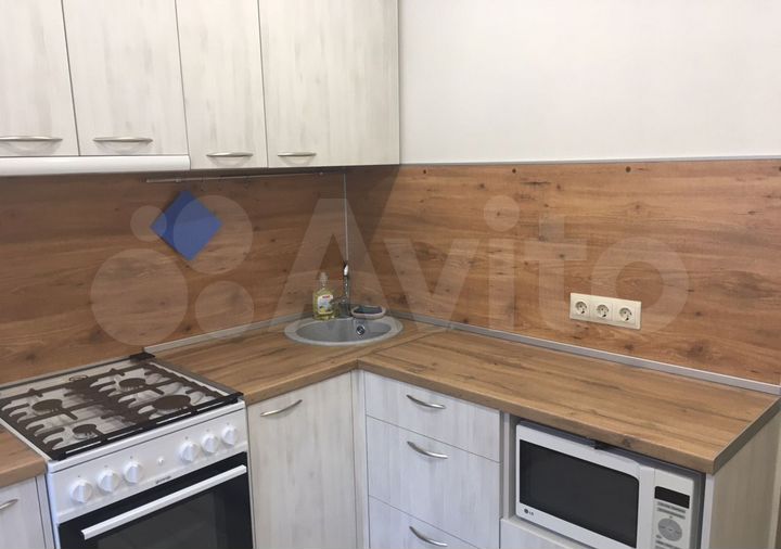 2-к. квартира, 54 м², 3/5 эт.