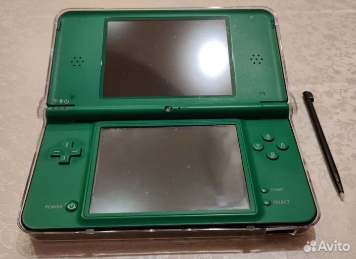 Nintendo DSi XL прошитая