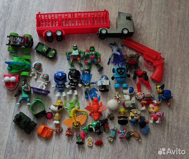 Игрушки пакетом для мальчиков