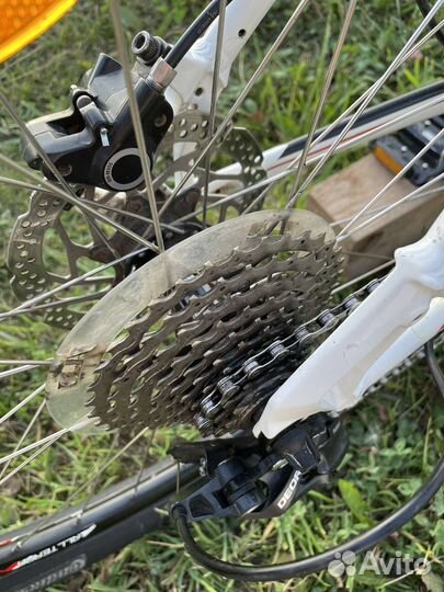 Велосипед GT avalanche elite 27.5,L