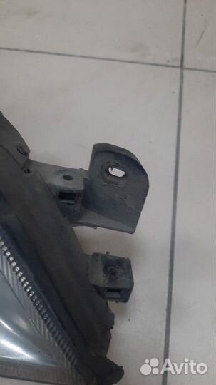 Фара передняя правая Opel Vectra