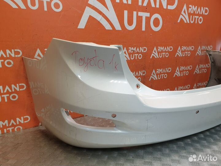 Бампер задний Toyota Venza 1 2012-2017