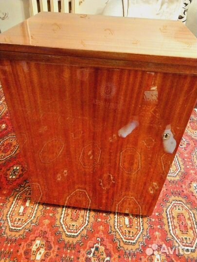 Швейная машина Чайка 2