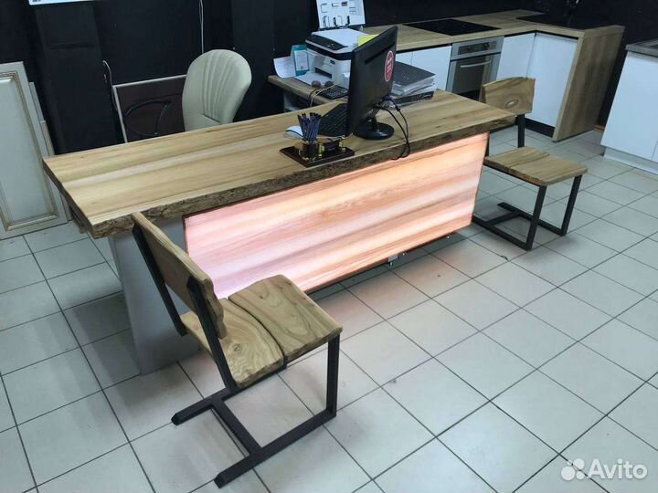 Светодиодная стеновая панель из каленого стекла