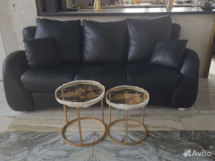 Журнальный столик