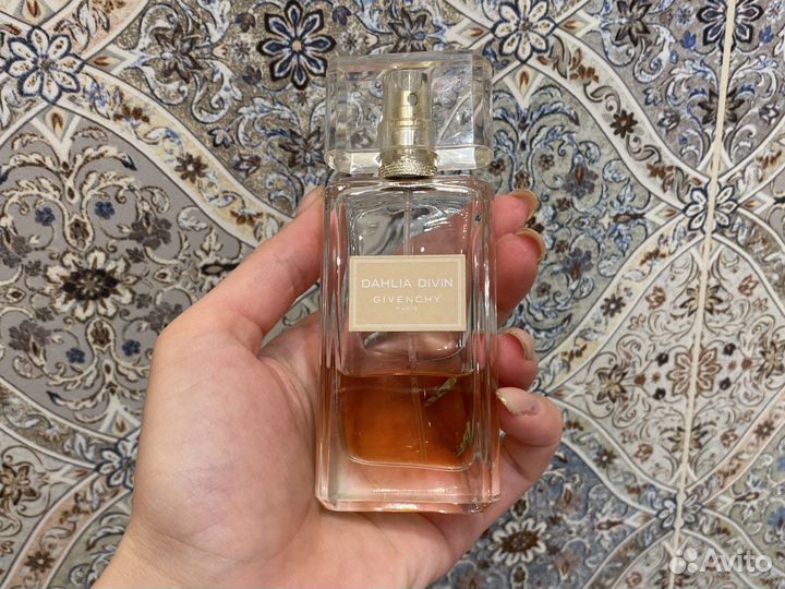 Духи женские givenchy