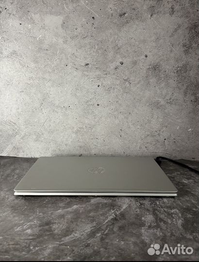 Hp Pavilion i3-8145U / FullHD IPS / SSD