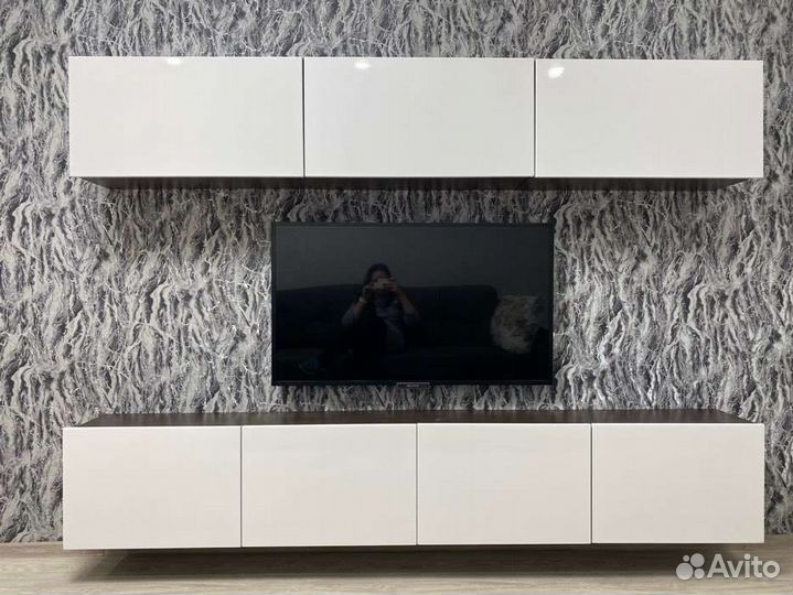Тумба под тв новая. Размер 246 см