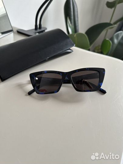 Солнцезащитные очки женские YSL