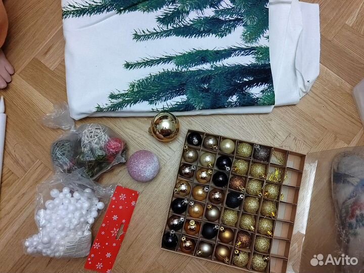 Новогодние украшения гирлянды пакетом