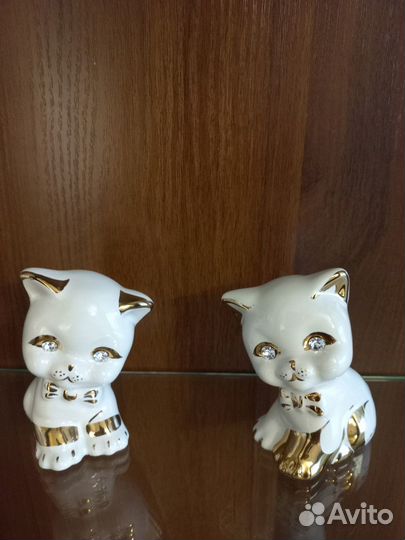 Статуэтка котятки фарфор