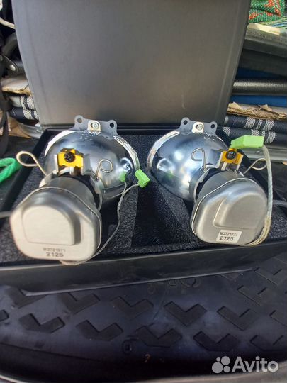 Pajero 4 Штатные линзы и ксеноновые лампы