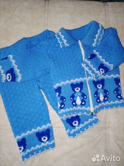 Теплый вязанный костюм