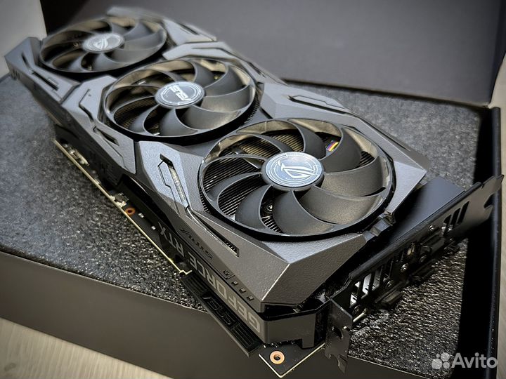 Asus ROG strix RTX 2080