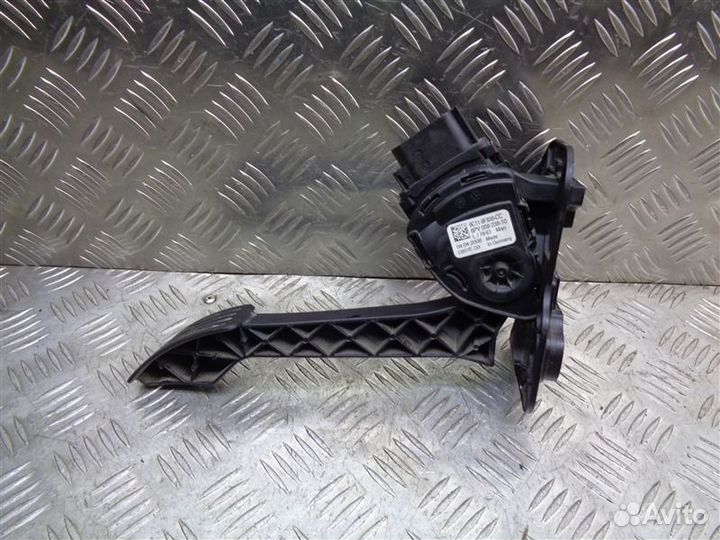 Педаль газа- Ford Transit 2.2L duratorq-tdci